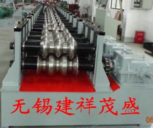 南京三波护栏板成型设备