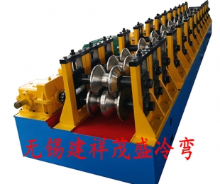 两波护栏板成型设备