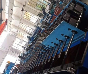槽式电缆桥架成型设备
