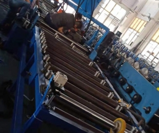 电缆桥架成型机