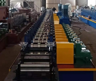抗震支架成型机