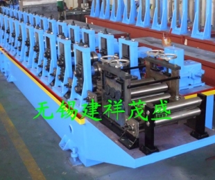 光伏支架成型机