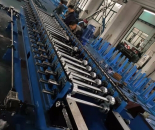 模压桥架成型设备