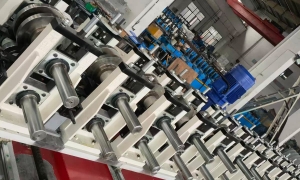 钢模板阳角成型设备介绍